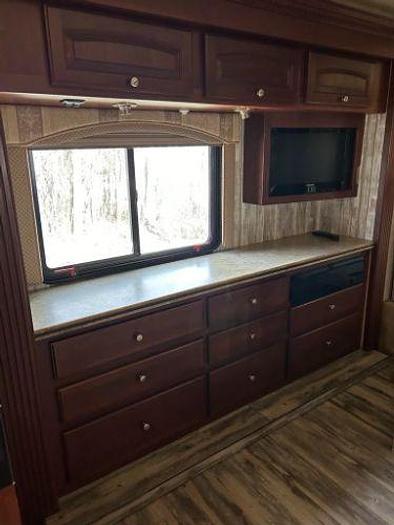 Used 2008 Thor Motor Coach Mandalay 43C