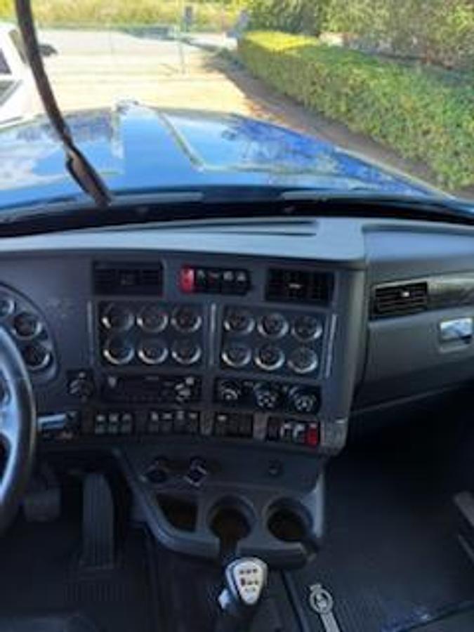 Used 2020 Kenworth W990