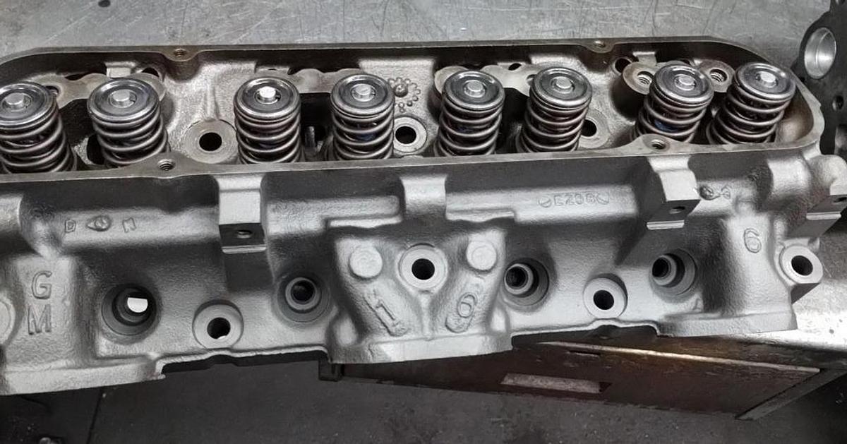 Used 2007 KENWORTH W900 Sleeper Semi