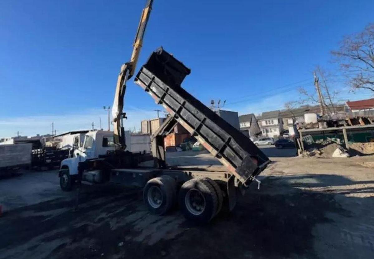 Used 2006 Palfinger PK19000 Mounted on 2006 Mack CH600