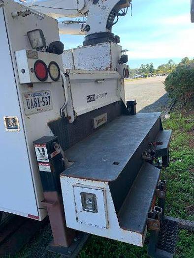 Used 2011 Ford Super Duty F-750 Straight Frame Crane Truck