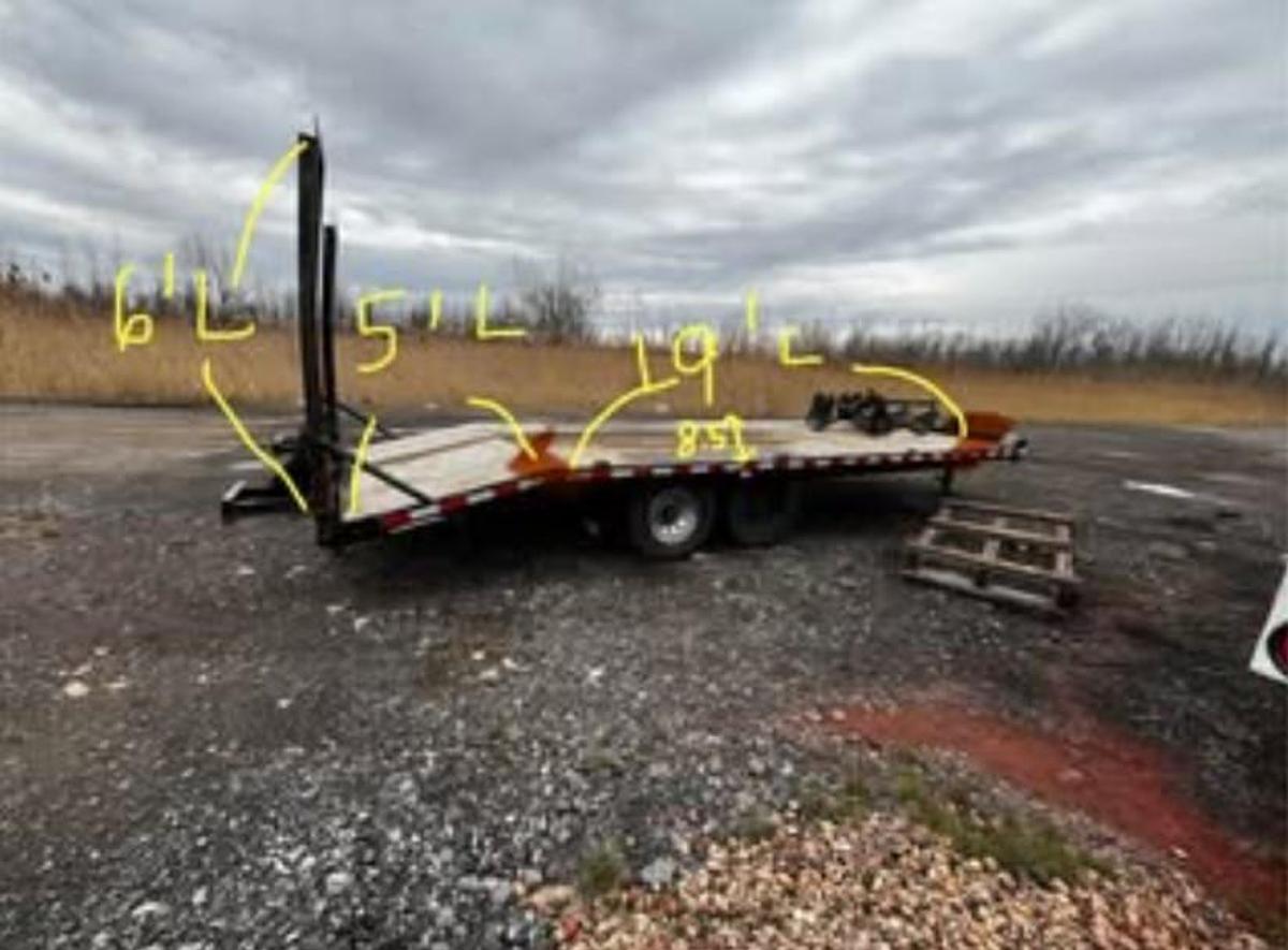 Used 2022 Cam Deckover 18ft Flatbed Trailer