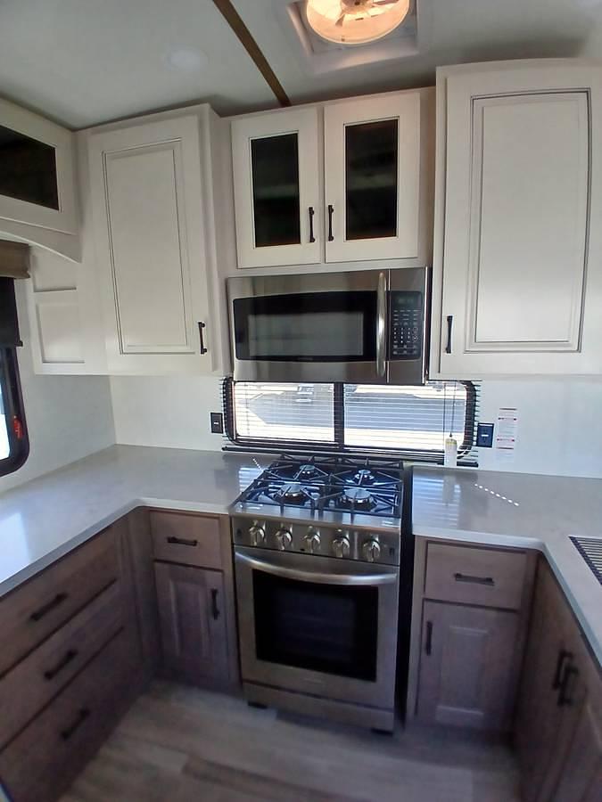 Used 2023 Alliance Paradigm 382RK Fifth Wheel