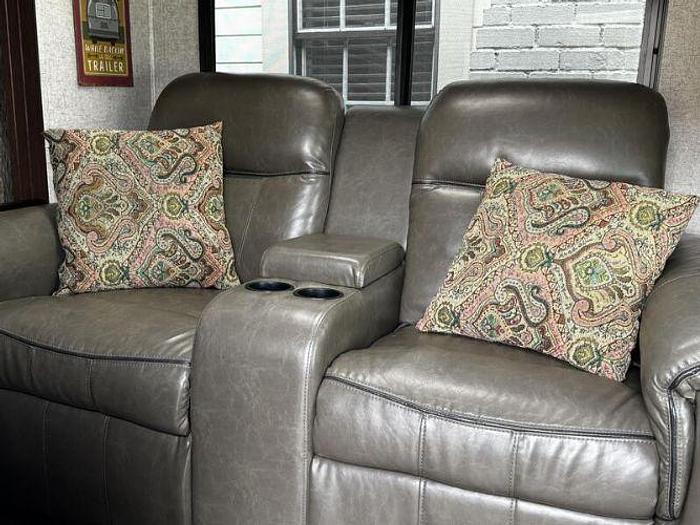 Used 2017 Forest River Forrester 2401R MBS