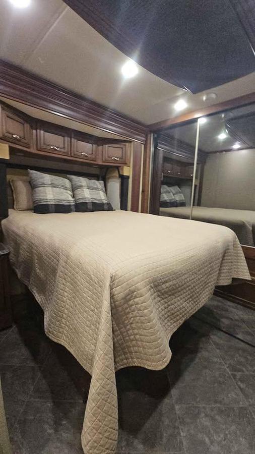 Used 2014 Newmar Ventana LE3436