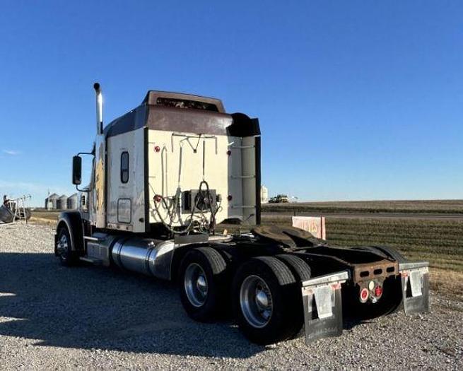 Used 2012 Freightliner Coronado 132