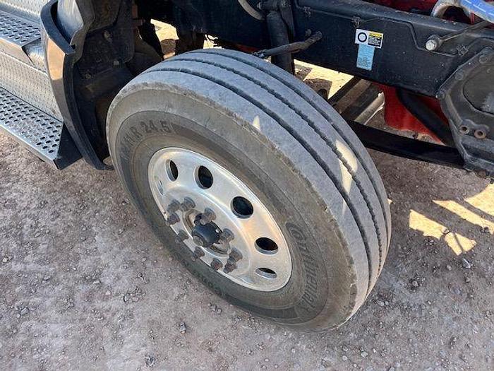 Used 2022 KENWORTH T880