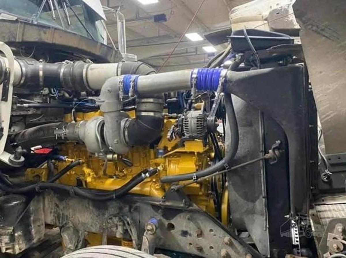 Used 2003 Kenworth W900L