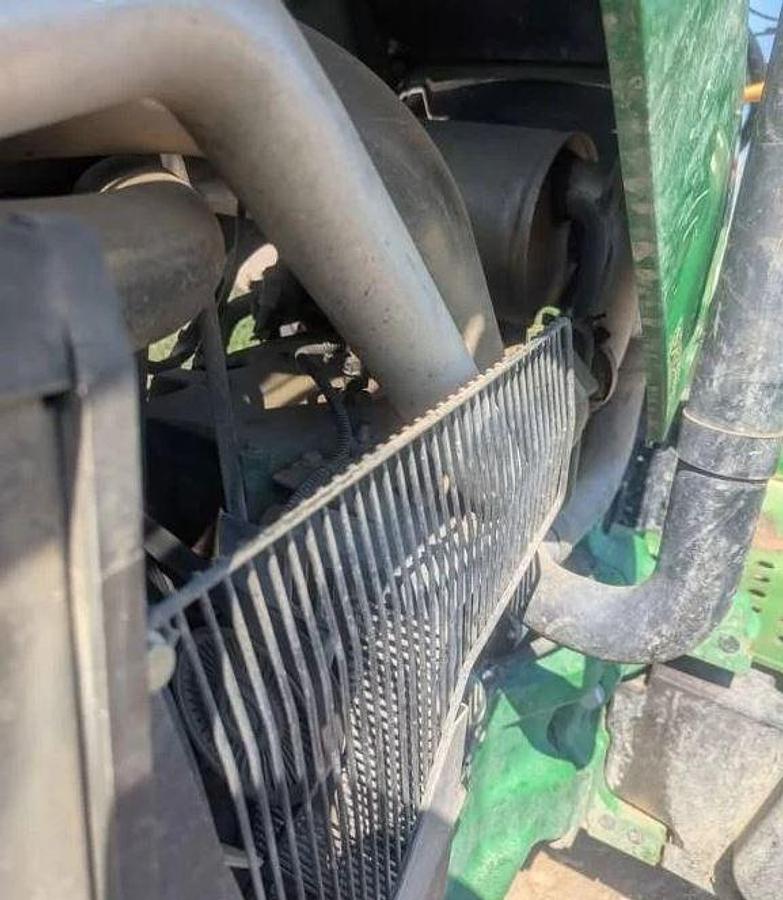 Used 2009 JOHN DEERE 5065M Tractor