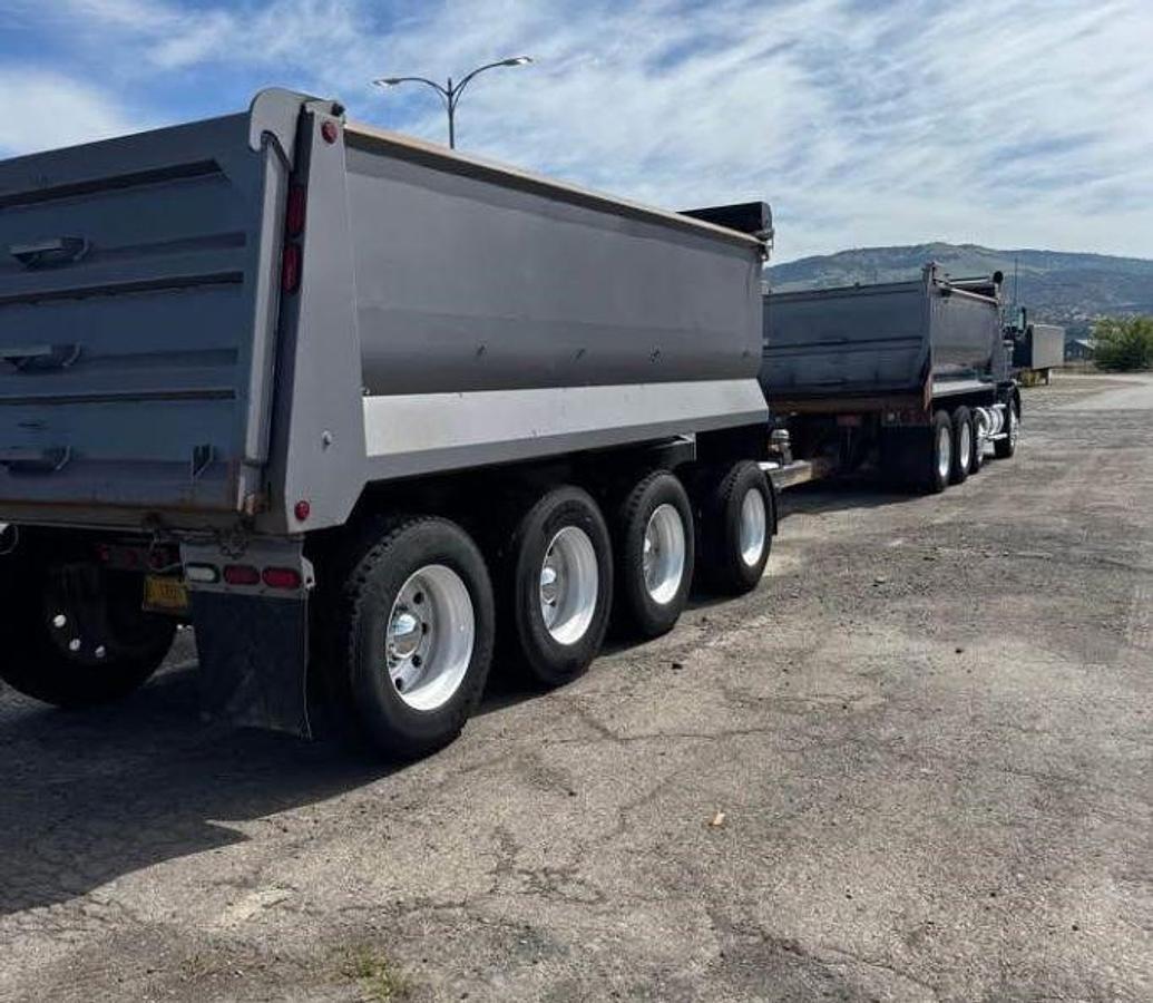 Used 1997 Kenworth T800 Dump Truck