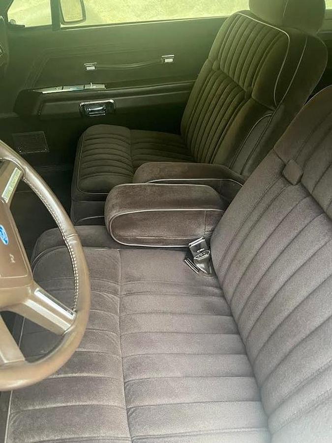 Used 1986 Ford Crown Victoria