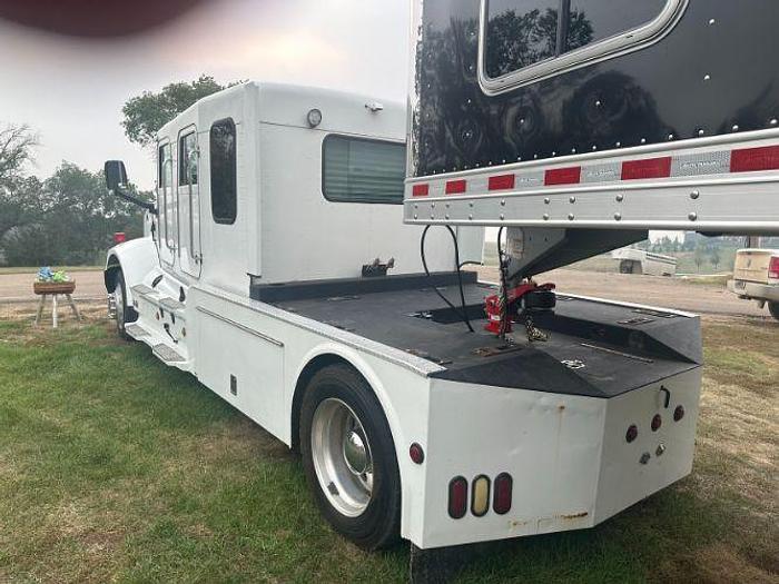 Used 2000 Peterbilt 330 Business Class Custom Schwalb Stretch Hauler