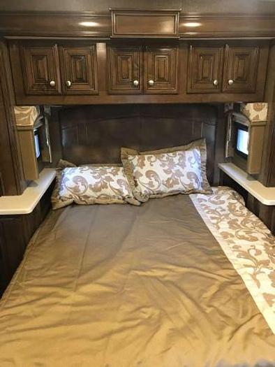 Used 2017 Thor Motor Coach Palazzo 36.1