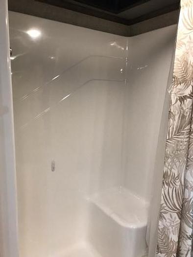 Used 2021 Luxe Gold 380GFB 5th Wheel