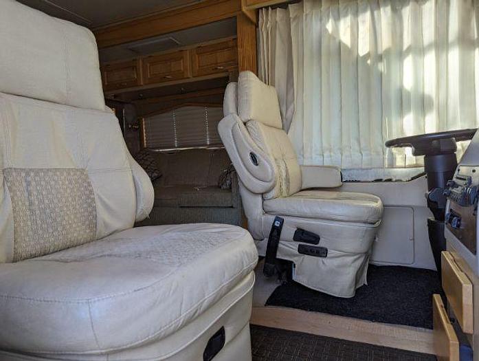 Used 2005 Monaco Beaver