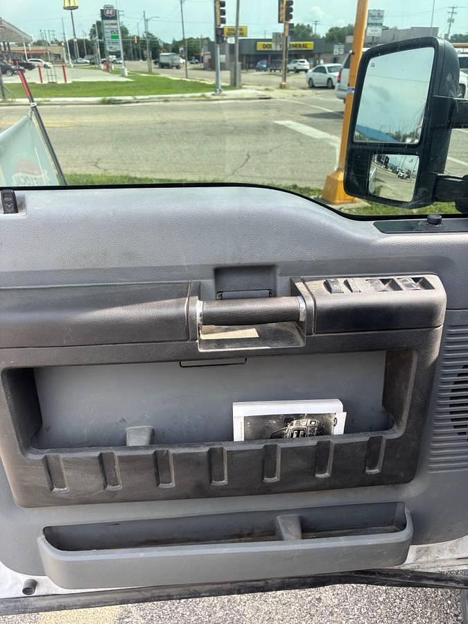 Used 2014 Ford F250 XL Super Duty Crew Cab 4X4