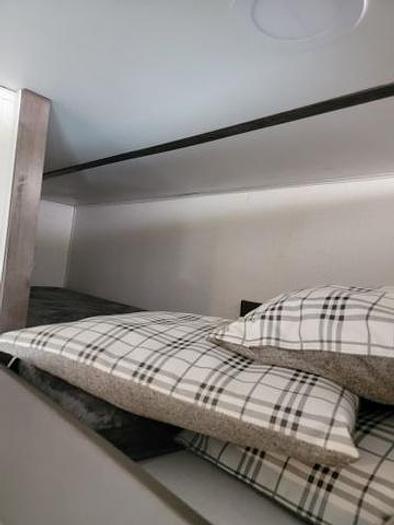 Used 2022 Alliance RV Valor 40V13