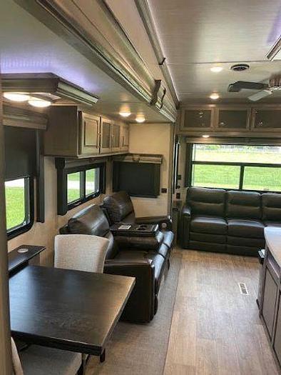 Used 2021 Keystone Montana 3813MS