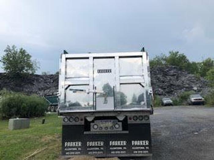 Used 2024 Peterbilt 389 Dump Truck