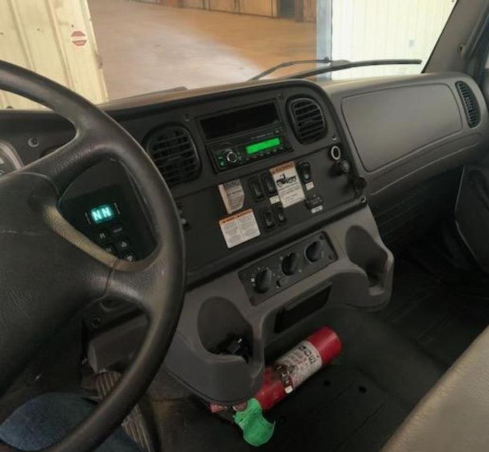 Used 2016 Elliot L60R Mounted on 2016 Freightliner Business Class M2 106