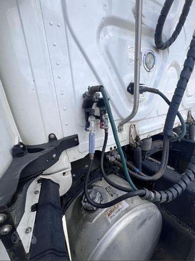 Used 2016 Freightliner Cascadia 125