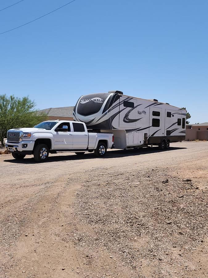 Used 2022 Grand Design Solitude 378 Mbs