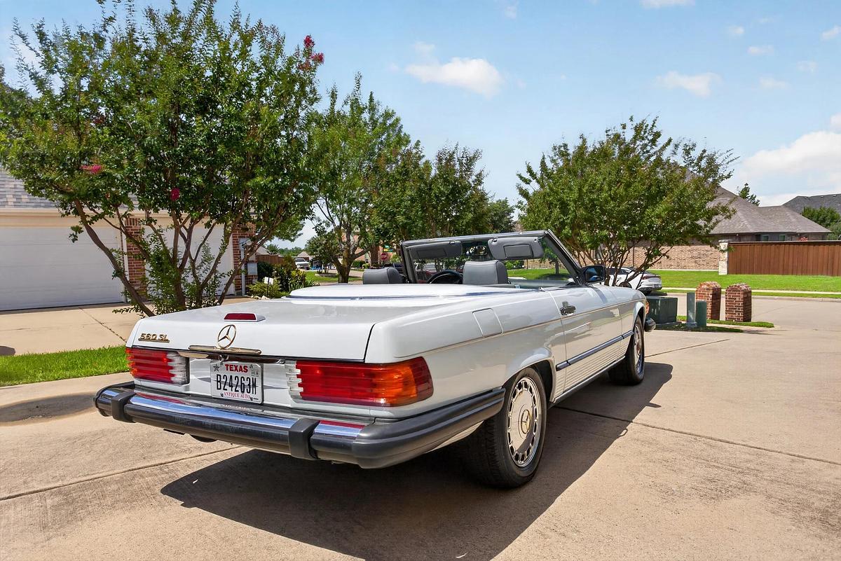 Used 1988 Mercedes-Benz 560 SL