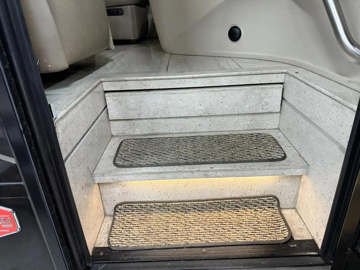 Used 2022 Fleetwood Discovery LXE 44H