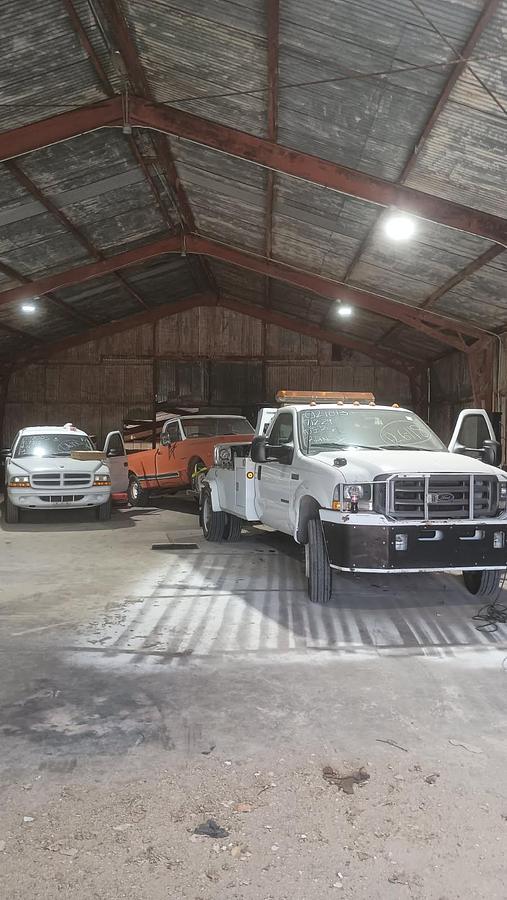 Used 2002 Ford F450 Recover Truck with Boom