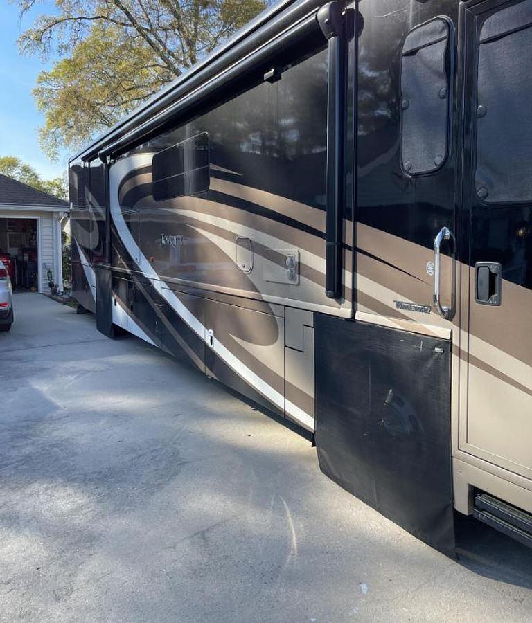 Used 2016 Winnebago Journey 40R