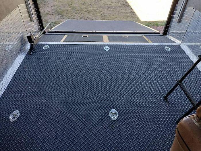 Used 2009 Keystone Fuzion 393