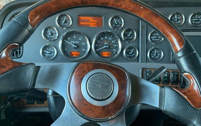 Used 2011 Peterbilt 389