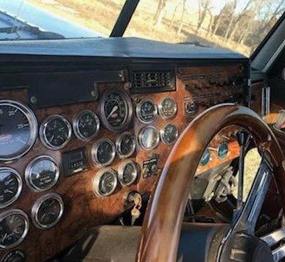 Used 1998 Peterbilt 379