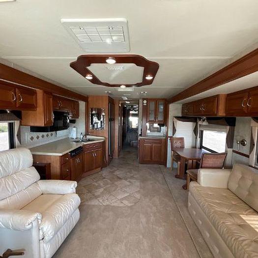 Used 2004 Country Coach Inspire 300 Sienna