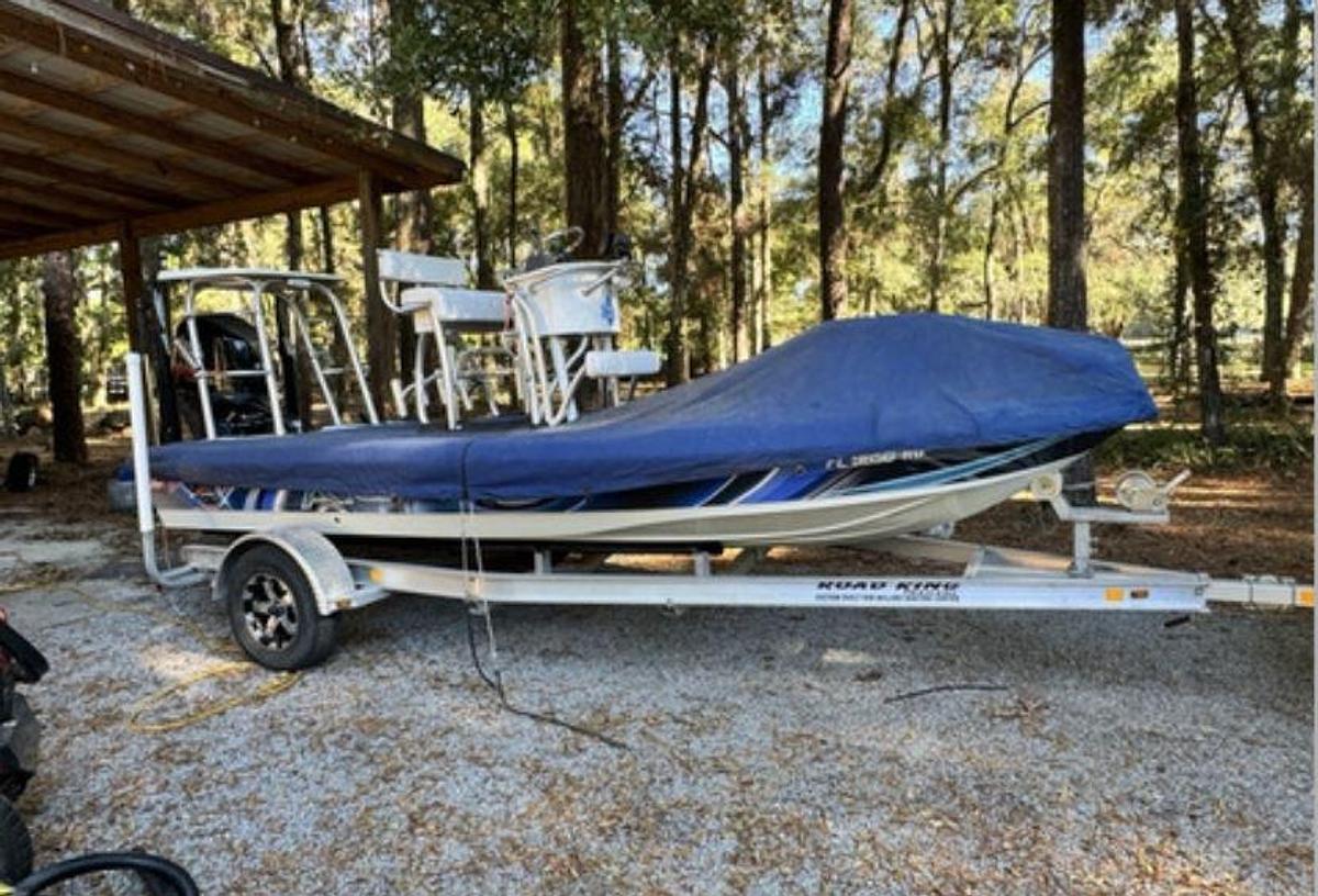 Used 2015 Action craft boat