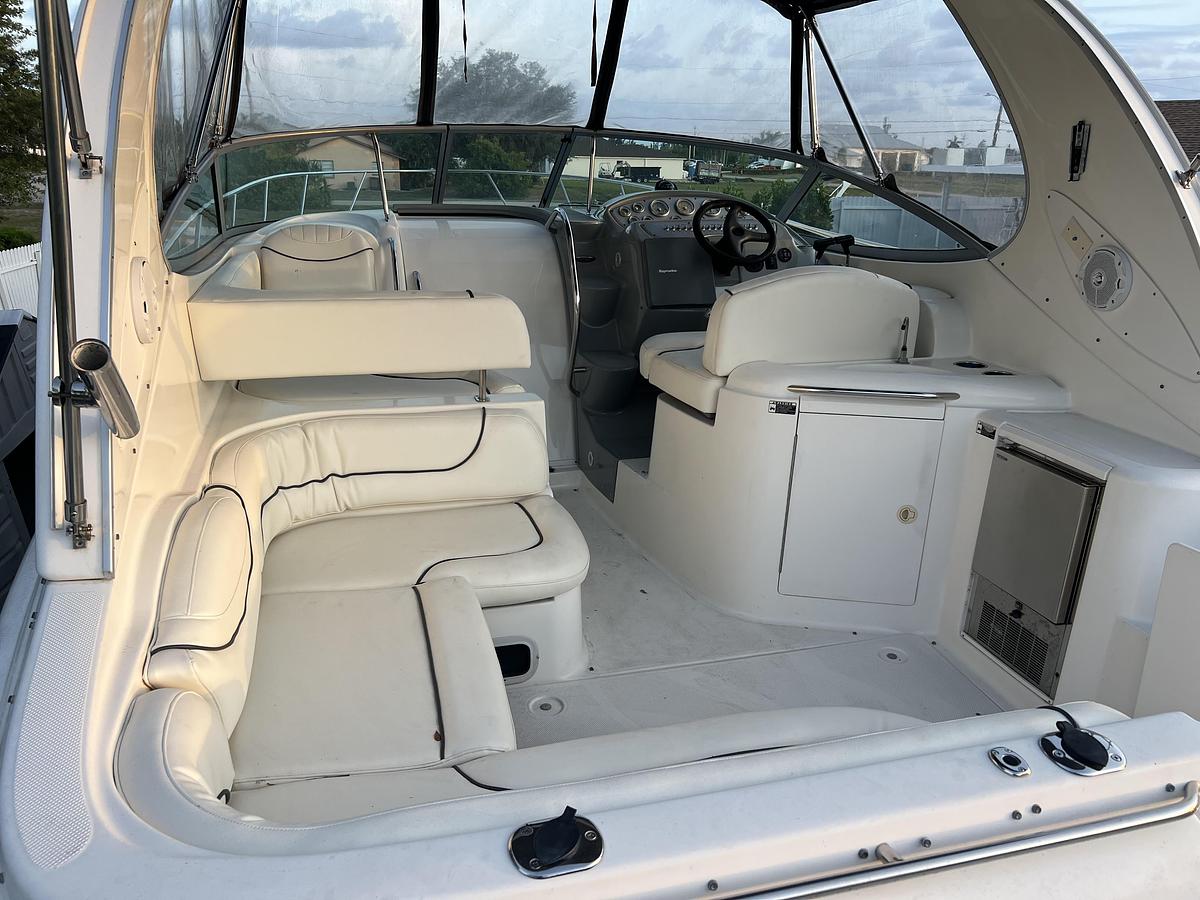 Used 2004 Maxum 3100 SE with Trailer