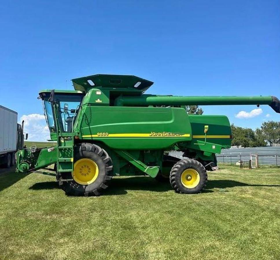 Used 2004 JOHN DEERE 9660 WTS