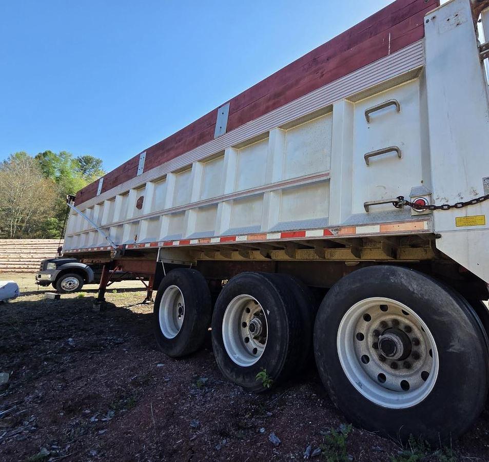 Used 1998 MAC TRAILER MFG 36 ft Tri Axle