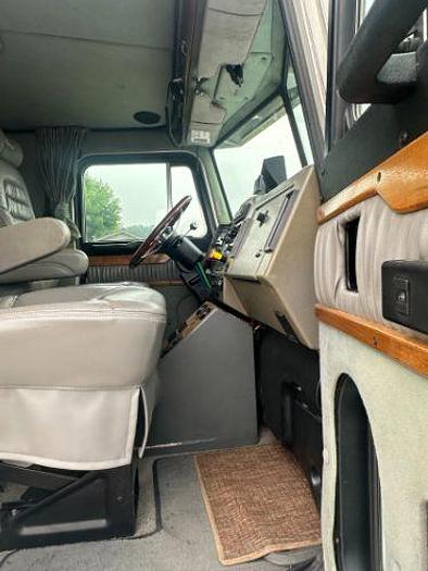 Used 2000 Peterbilt 330 Business Class Custom Schwalb Stretch Hauler