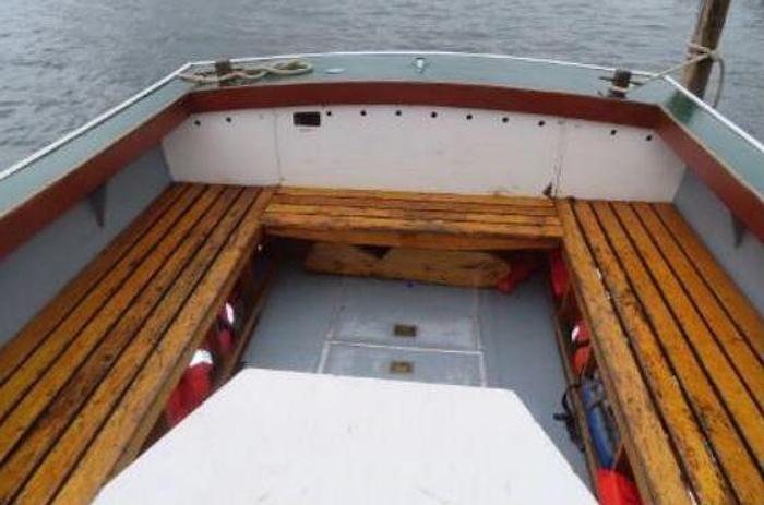 Used 1980 Heritage Boatworks Forward Cabin Launch