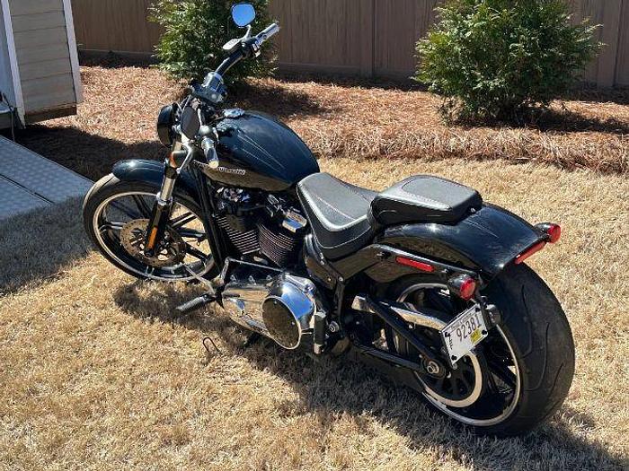 Used 2018 Harley Davidson Softail Breakout 107