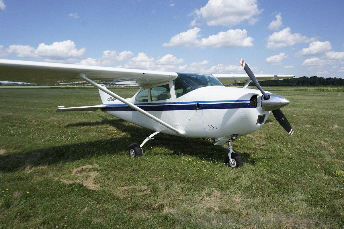 Used 1965 Cessna 182H Skylane