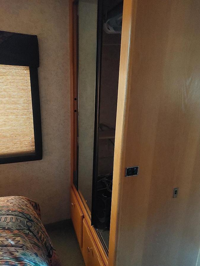 Used 1997 Country Coach Intrigue Class A Motorhome
