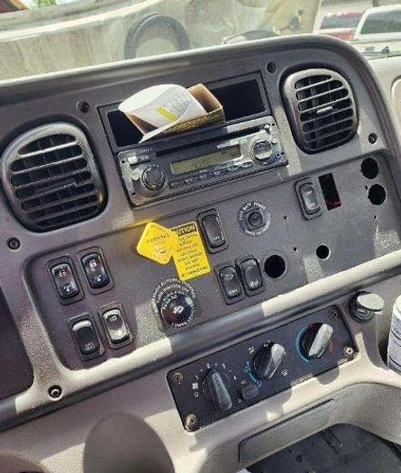 Used 2016 Freightliner BUSINESS CLASS M2 106