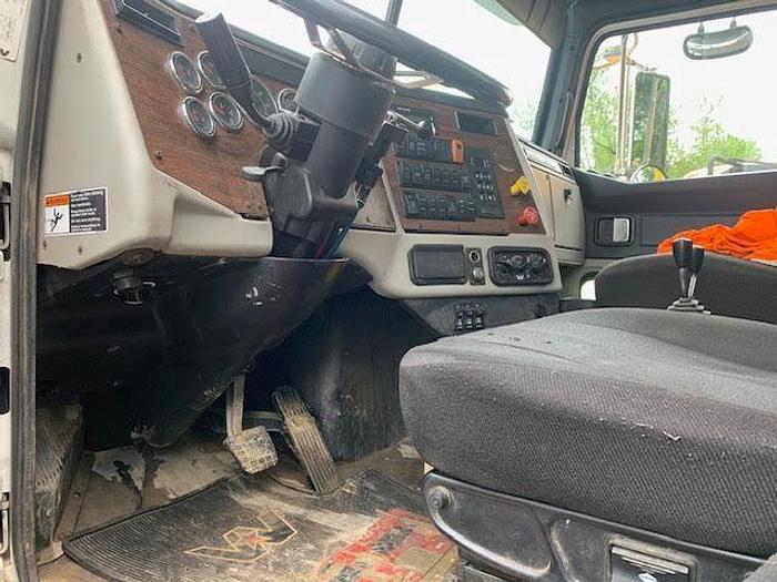 Used 2018 KENWORTH T880