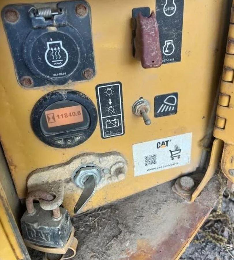 Used 2015 Caterpillar D6T LGP