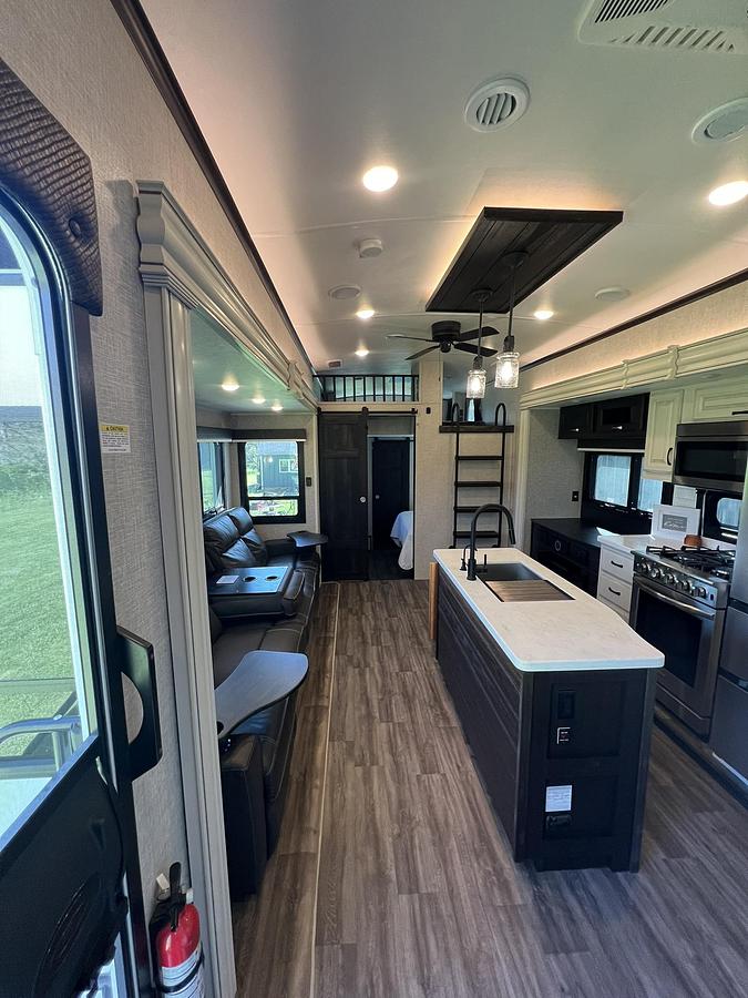 Used 2023 Jayco North Point 390CKDS Fifth Wheel