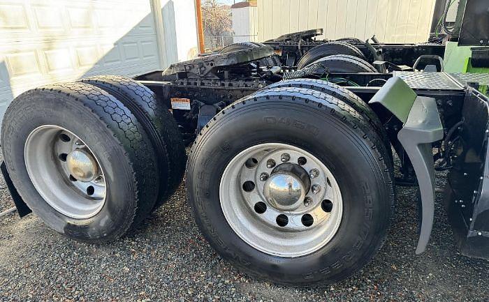 Used 2020 Freightliner CASCADIA 126