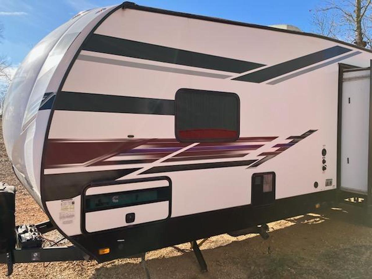 Used 2018 Heartland Fuel F-287 Travel Trailer Toy Hauler