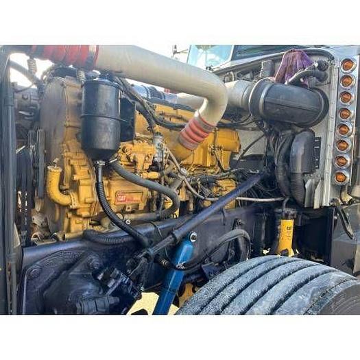 Used 1998 Peterbilt 379 Sleeper Truck